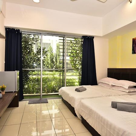 H&F Homestay The Two Owls Nest Aeropod Sovo Studio Room - 2 Queen Bed - Near Airport - Free Parking Kota Kinabalu Buitenkant foto